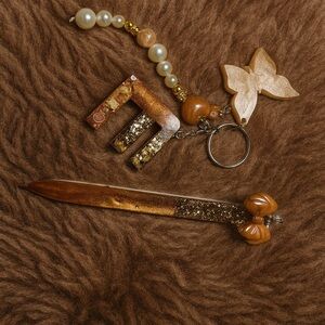 Elegant Brown and Gold Keychain Set